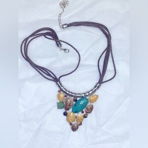 Cute necklace with faux stones decorated